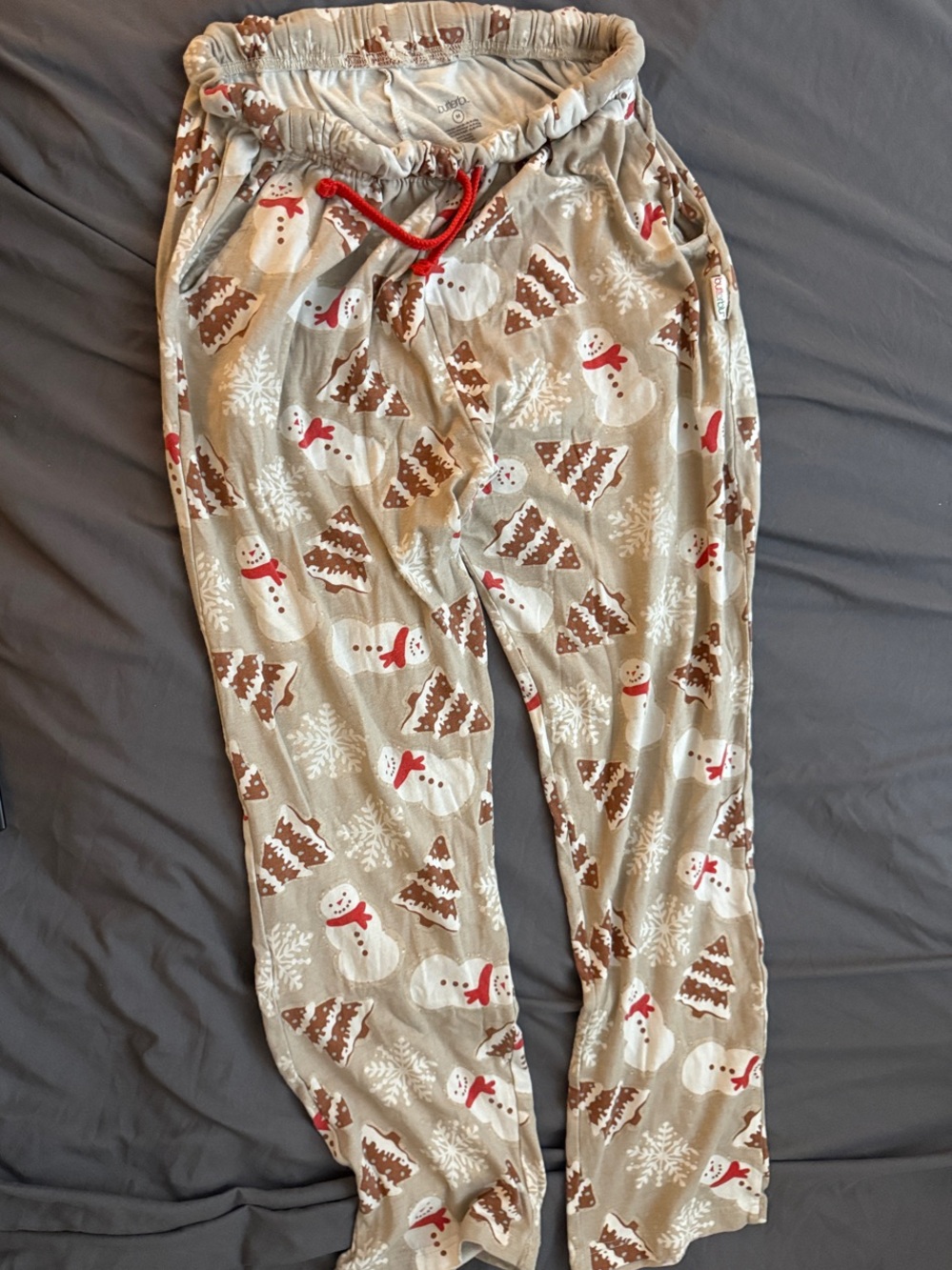 Butter Beige Snowman & Tree Print Joggers with Red Drawstring